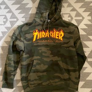 •TRASHER CAMO HOODIE•